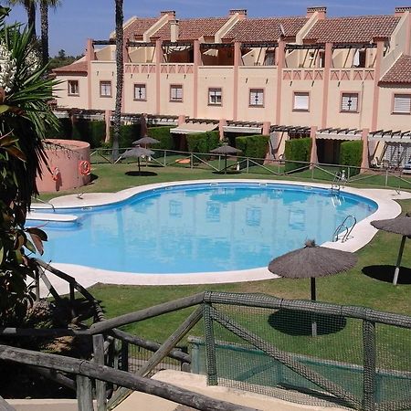 فيلا Residencial Augusta إسلانتييّا المظهر الخارجي الصورة