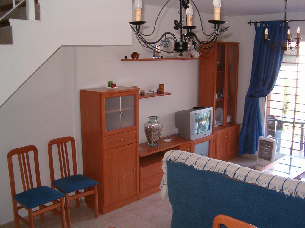 فيلا Residencial Augusta إسلانتييّا الغرفة الصورة